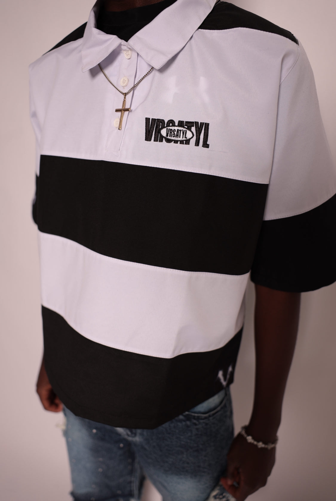 BLACK "BOX BADGE" POLO