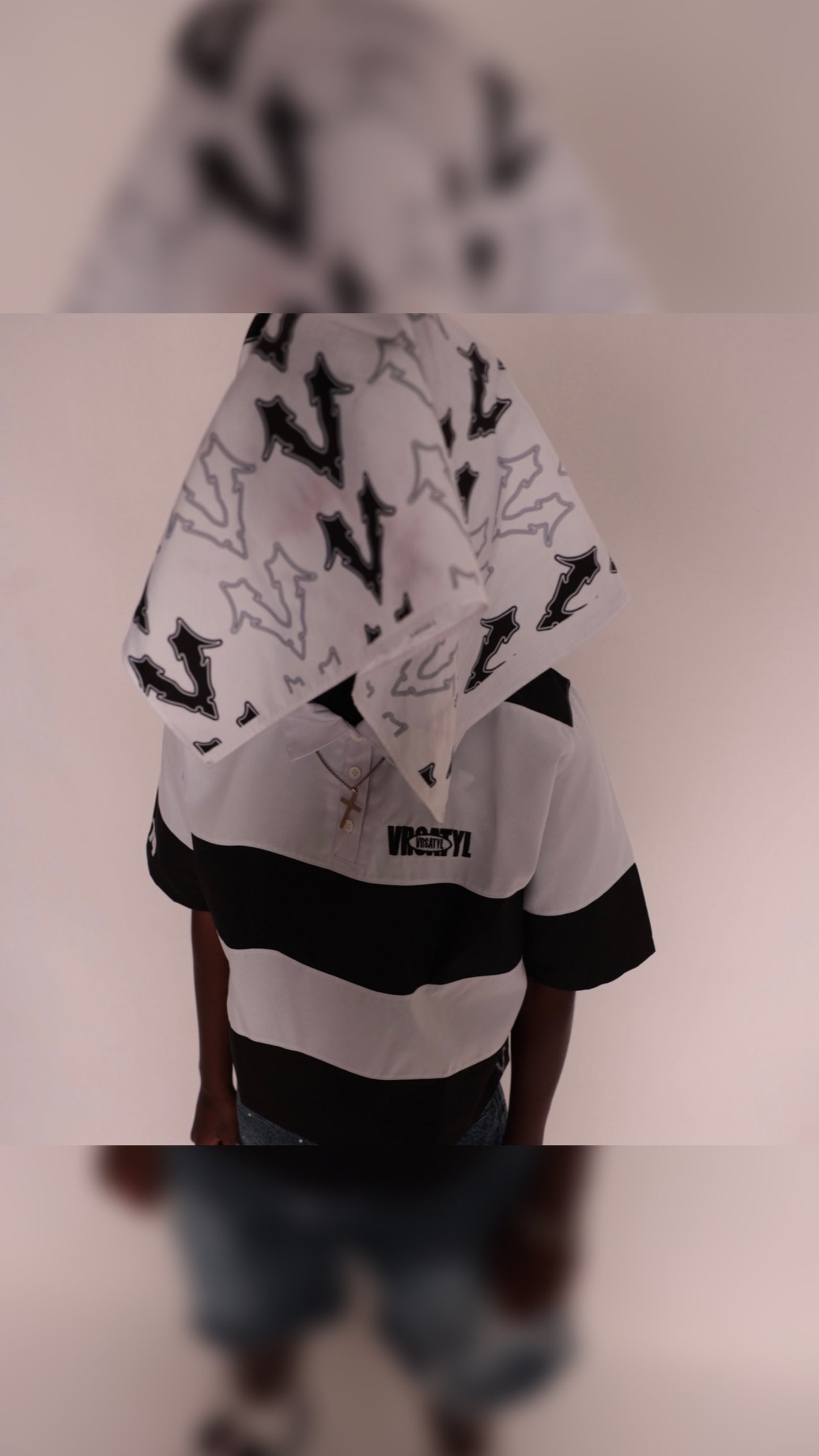 BLACK "BOX BADGE" POLO